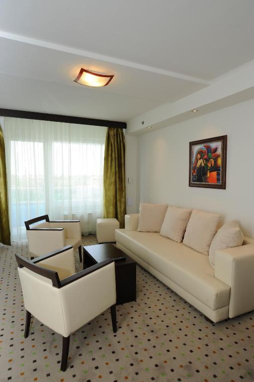 Hunguest Hotel גיולה חדר תמונה